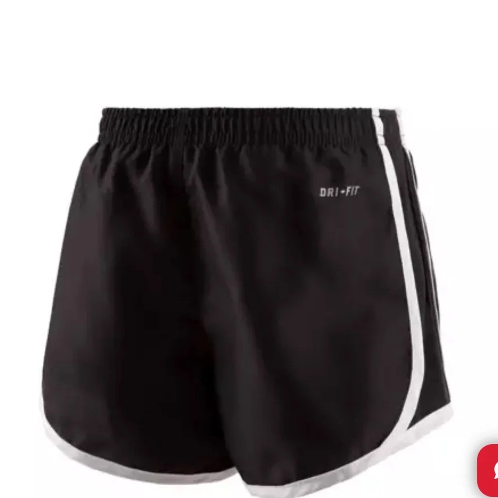 NWOT Nike tempo shorts